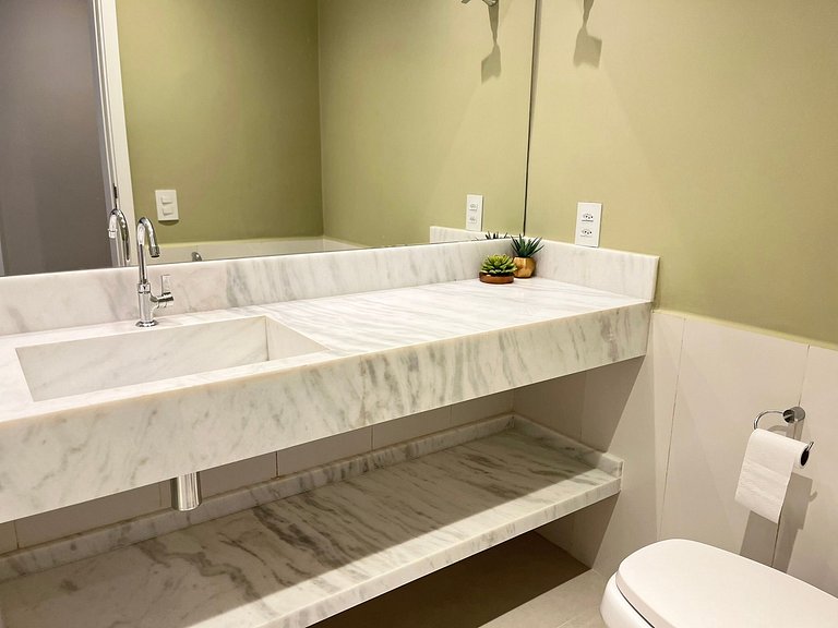 Riviera | Novo Magnífico c/ Enxoval Completo