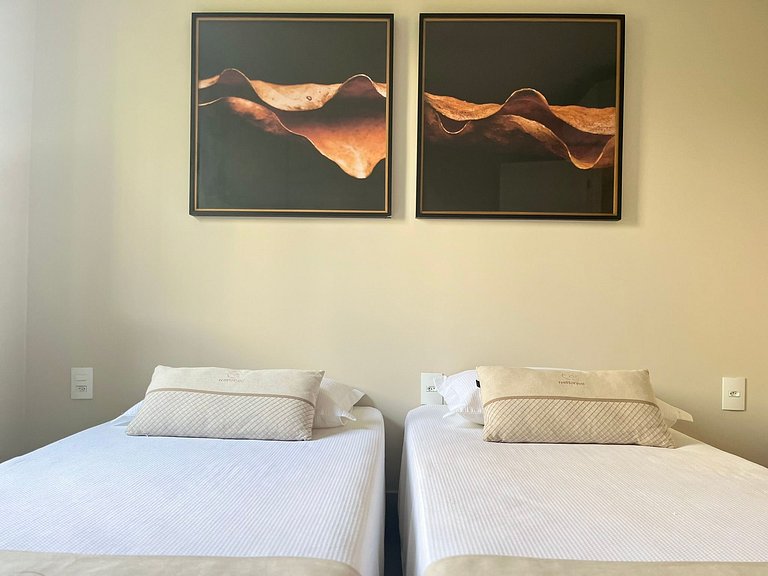 Riviera | Novo Magnífico c/ Enxoval Completo