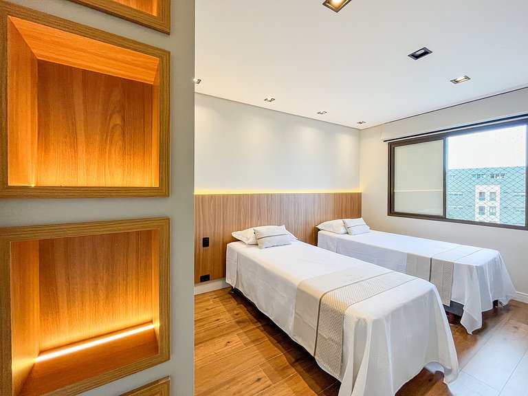 Riviera | Cobertura Pé na Areia - Enxoval Completo