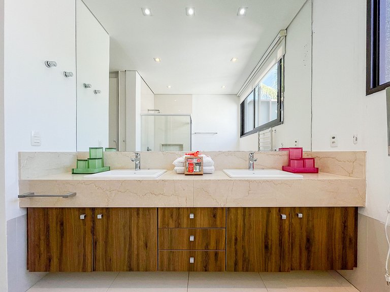 Pé na Areia - Luxo e Exclusividade na Riviera