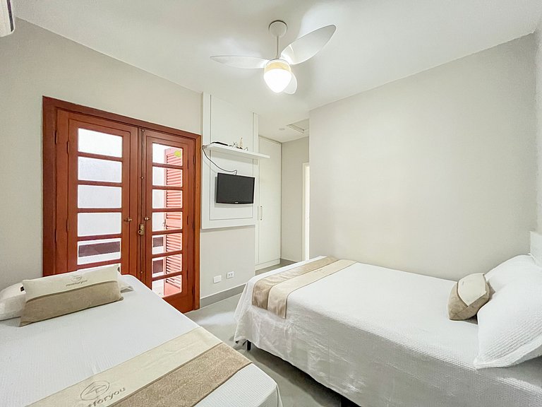 Riviera | Moderna Casa com Enxoval Completo