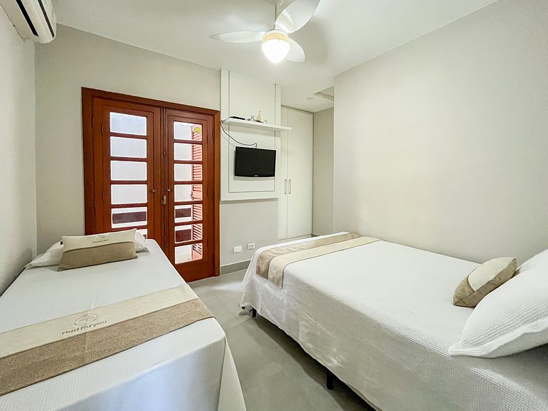 Riviera | Moderna Casa com Enxoval Completo