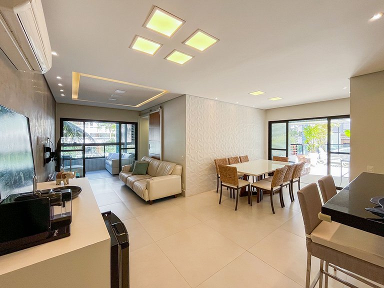 Riviera | Excelente com Varanda e Enxoval Completo