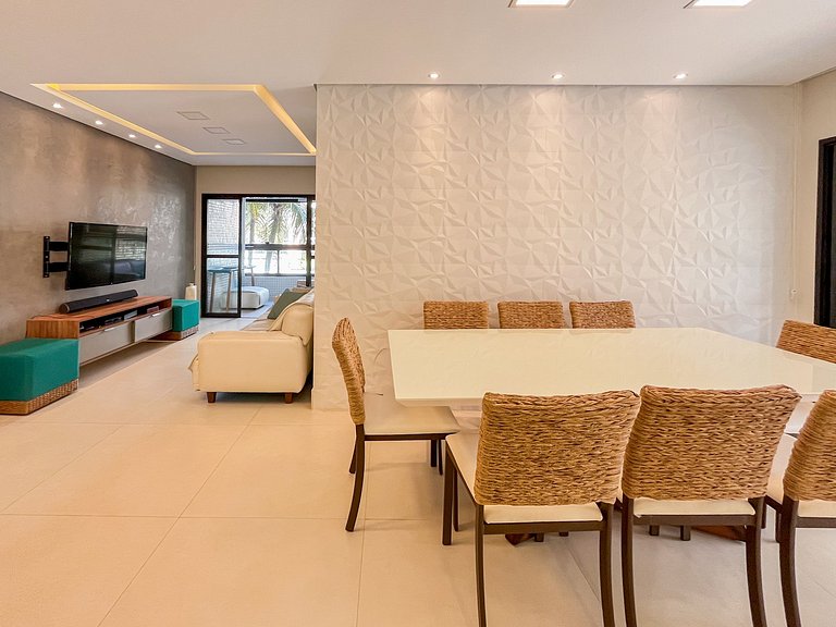 Riviera | Excelente com Varanda e Enxoval Completo