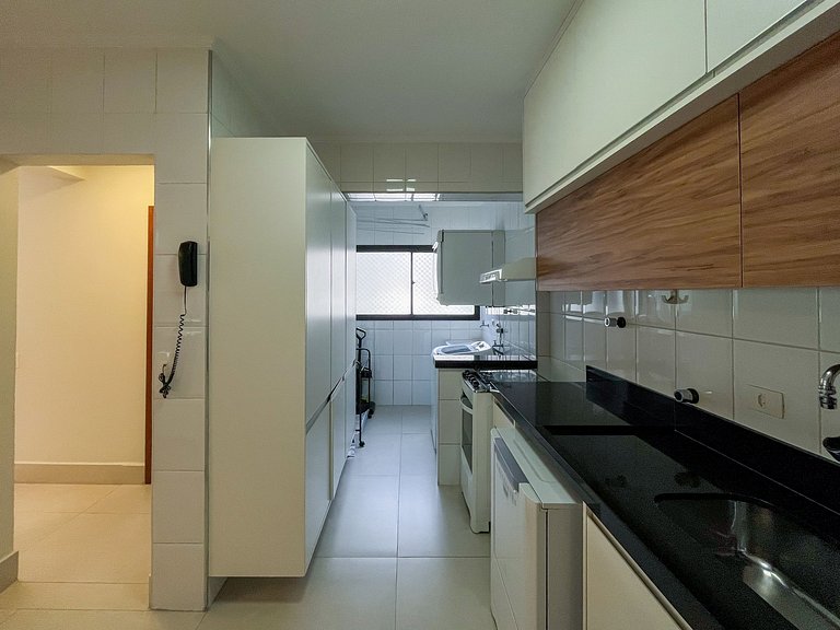 Riviera | Excelente com Varanda e Enxoval Completo