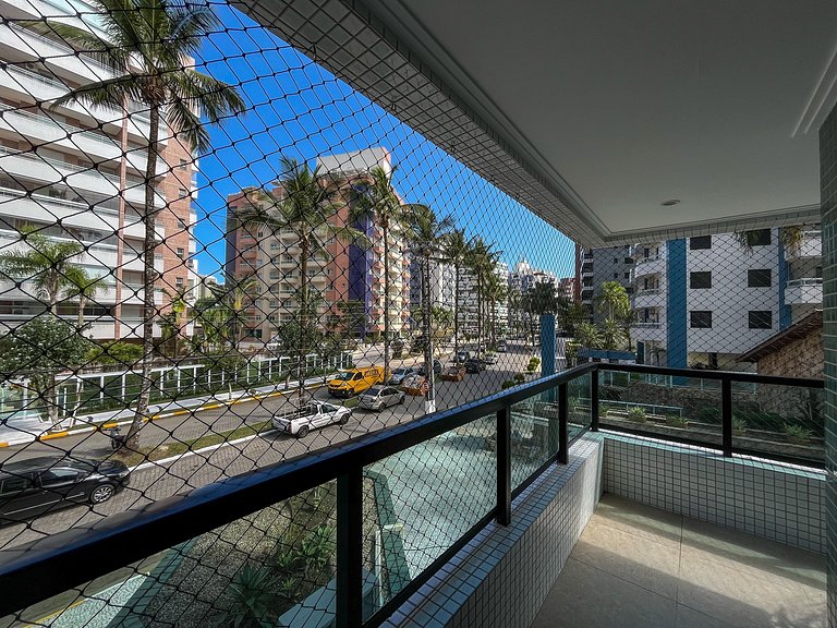 Riviera | Excelente com Varanda e Enxoval Completo