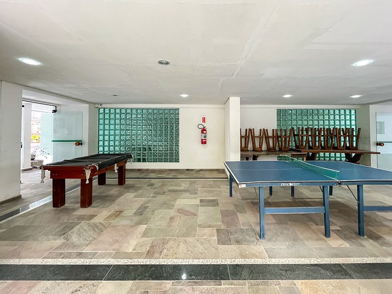 Riviera | Excelente com Varanda e Enxoval Completo