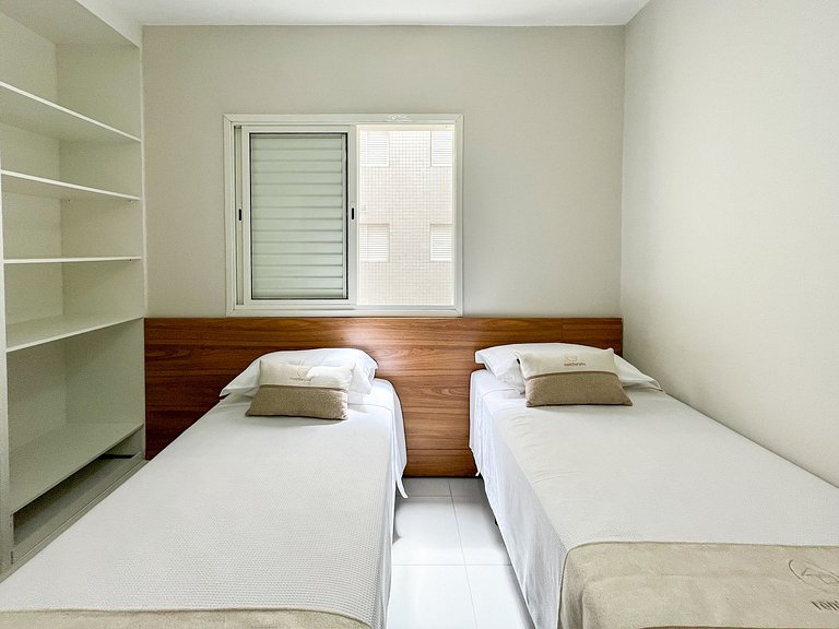 Bertioga | Pé na Areia Vista Mar Enxoval Completo