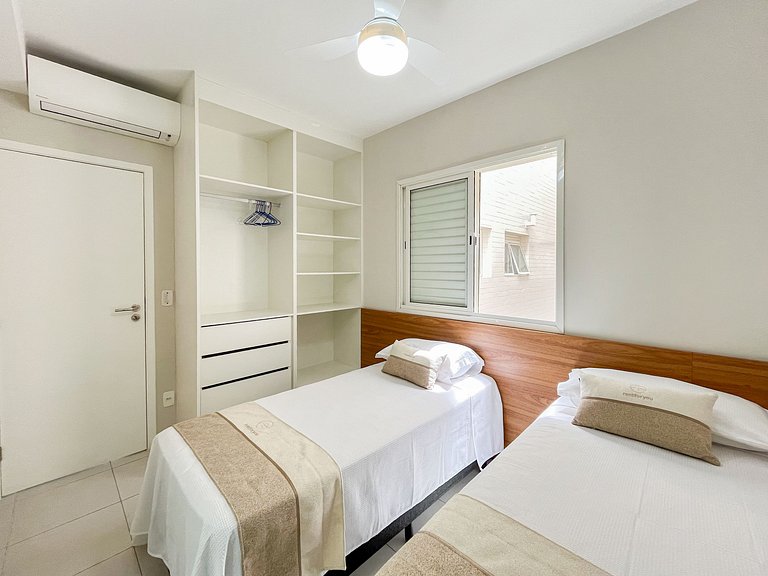 Incrível Pé na Areia Vista Mar c/ Enxoval Completo