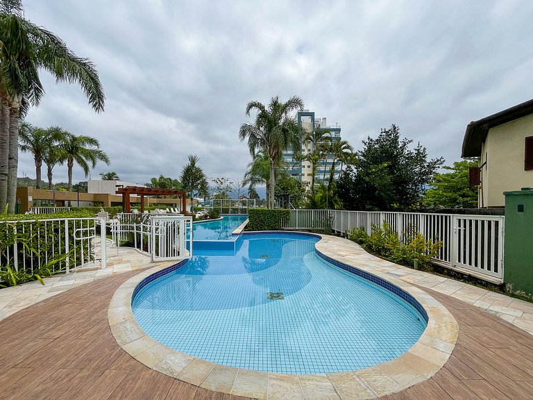 Bertioga | Pé na Areia Vista Mar Enxoval Completo