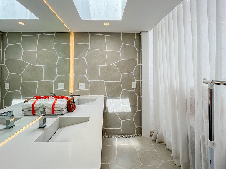 The Golf Village Resort - Riviera de São Lourenço