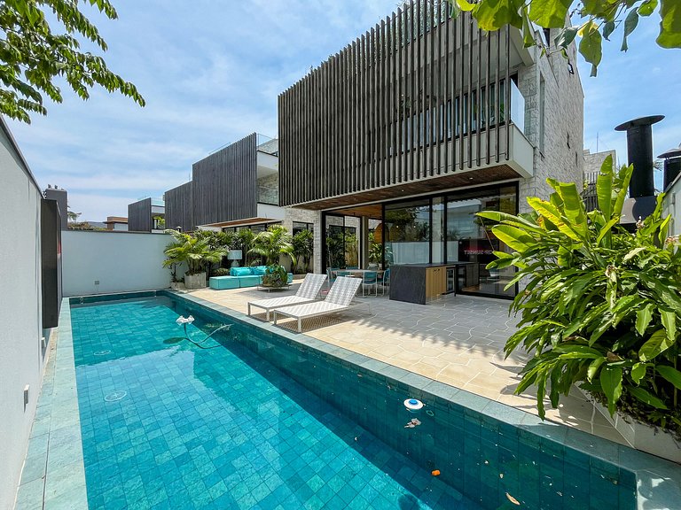 The Golf Village Resort - Riviera de São Lourenço