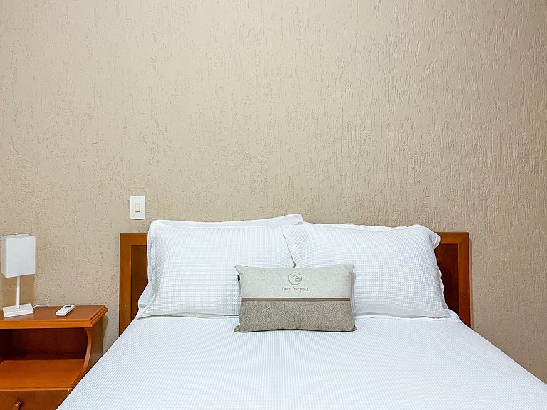 Riviera | Moderno Flat com Enxoval Completo