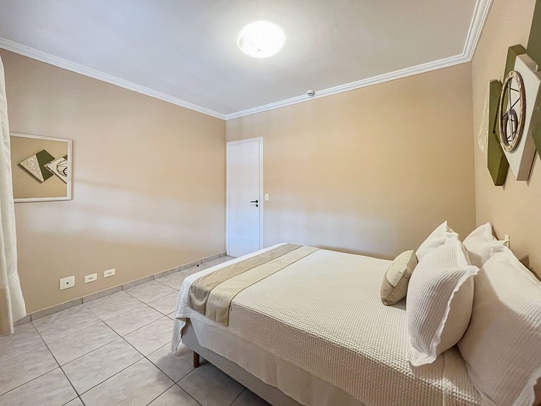 Riviera | Aconchegante Flat com Enxoval Completo