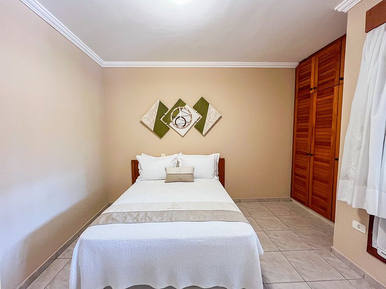 Riviera | Aconchegante Flat com Enxoval Completo