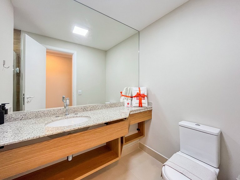 Riviera | Excelente Novo com Enxoval Completo