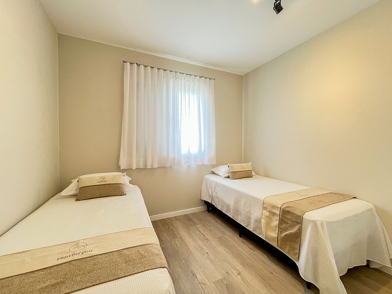 Riviera | Excelente Novo com Enxoval Completo