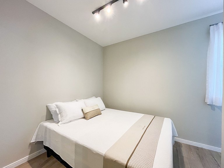 Riviera | Excelente Novo com Enxoval Completo