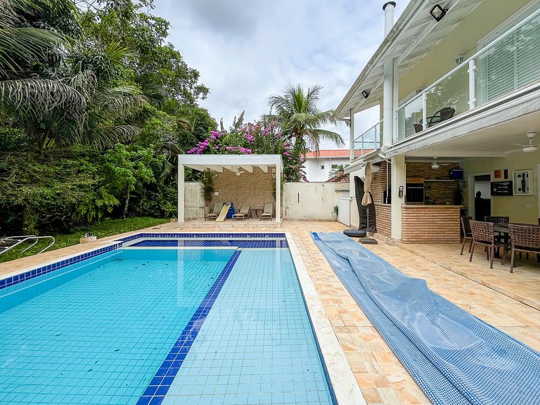 Riviera | Moderna Casa com Piscina e Enxoval Compl