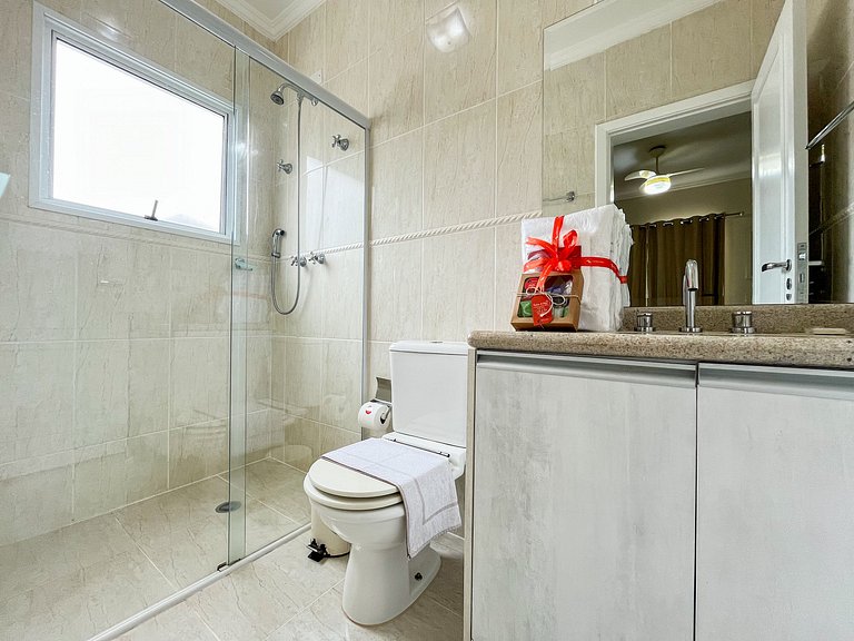 Riviera | Moderna Casa com Piscina e Enxoval Completo