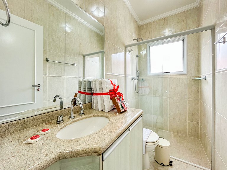 Riviera | Moderna Casa com Piscina e Enxoval Completo