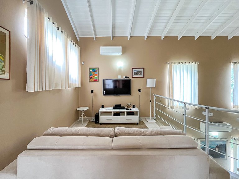 Riviera | Moderna Casa com Piscina e Enxoval Compl