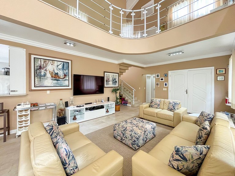 Riviera | Moderna Casa com Piscina e Enxoval Completo