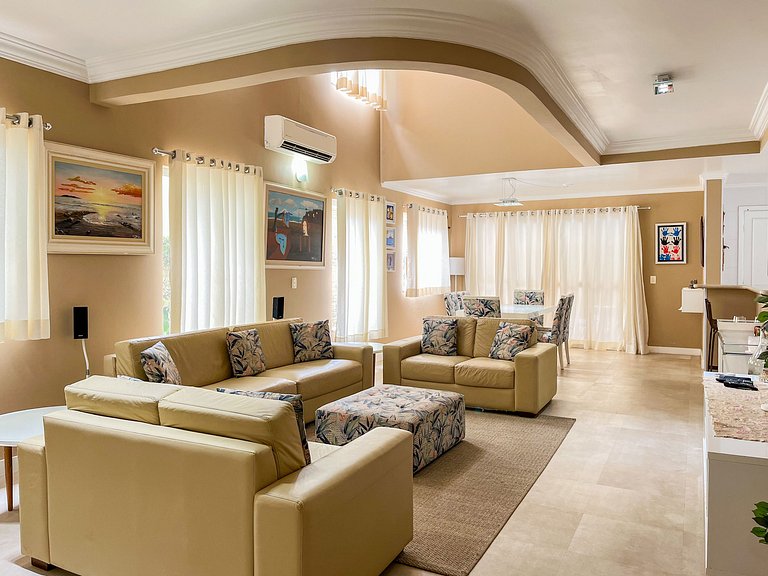 Riviera | Moderna Casa com Piscina e Enxoval Compl