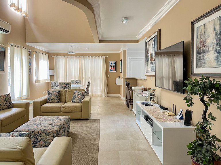 Riviera | Moderna Casa com Piscina e Enxoval Compl