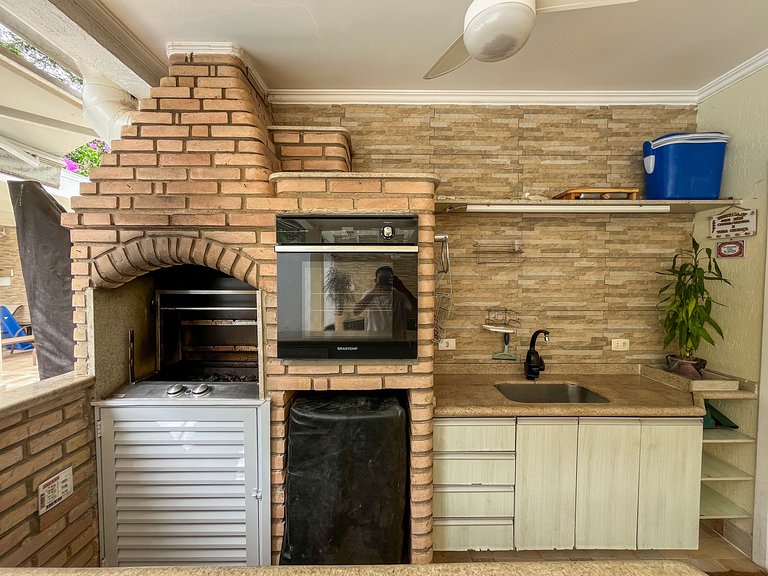 Riviera | Moderna Casa com Piscina e Enxoval Completo