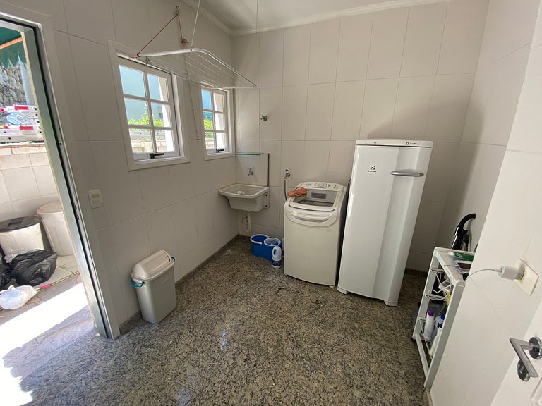 Riviera | Ampla e Elegante c/ Enxoval Completo