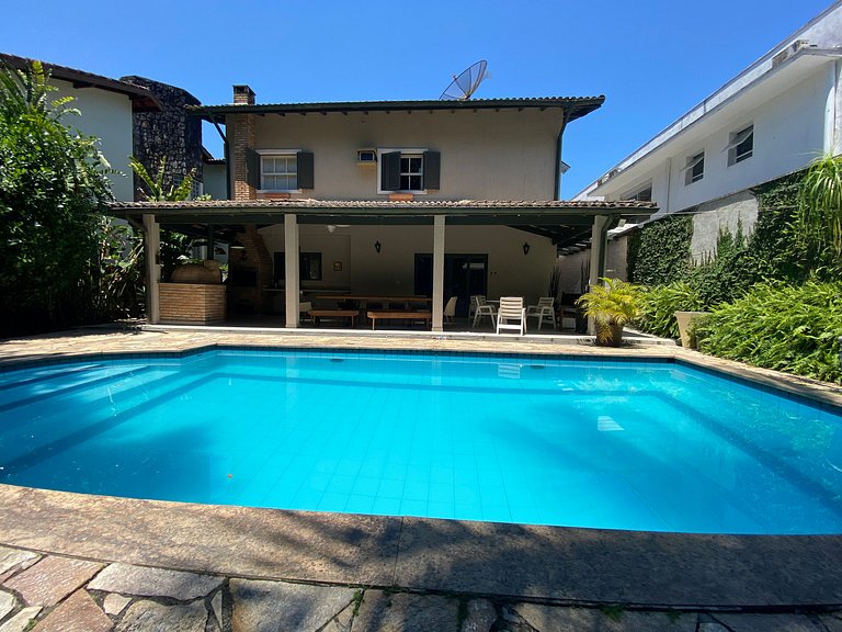 Riviera | Elegante e Sofisticada c/ Enxoval Compl.