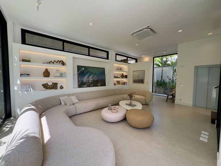 The Golf Village Resort - Riviera de São Lourenço