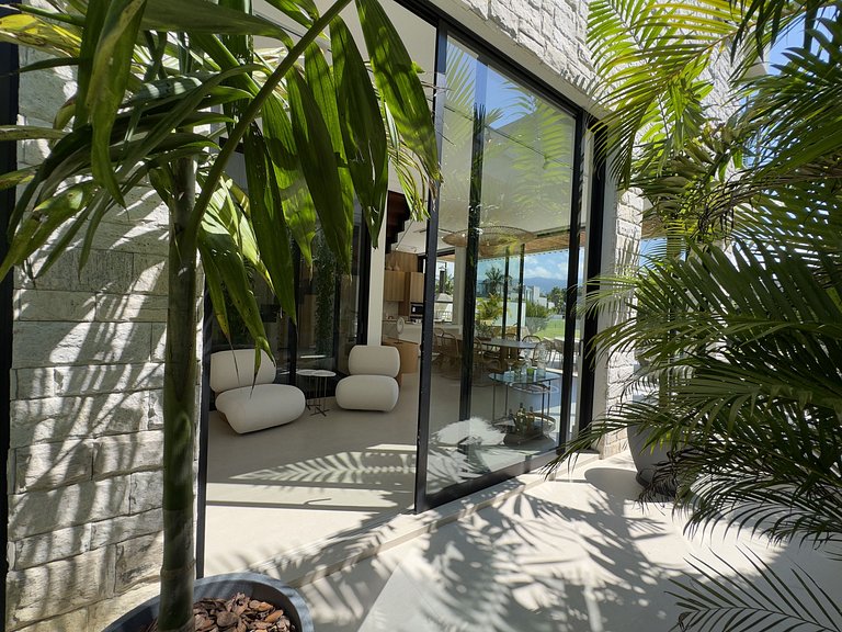 The Golf Village Resort - Riviera de São Lourenço