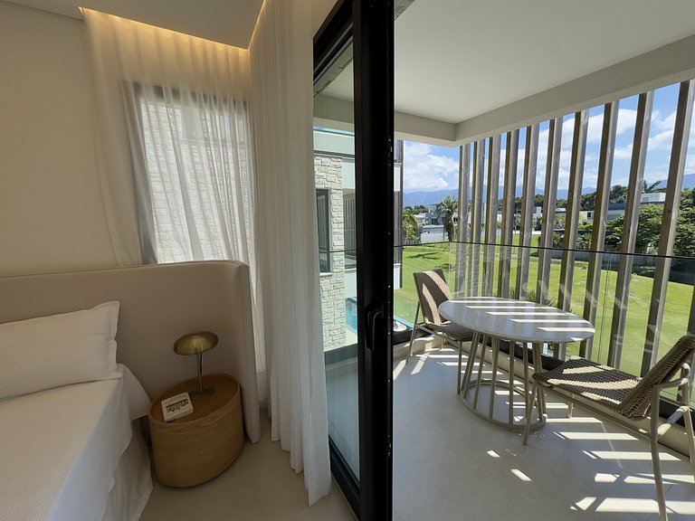 The Golf Village Resort - Riviera de São Lourenço