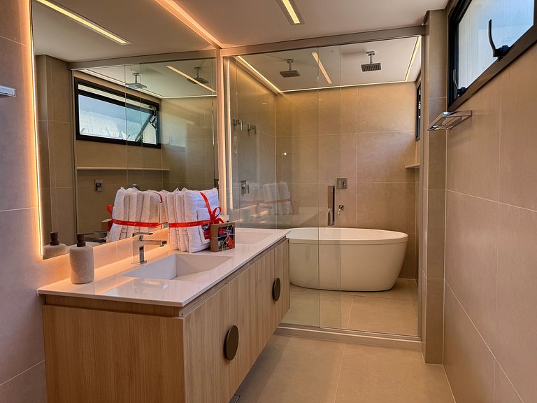 The Golf Village Resort - Riviera de São Lourenço