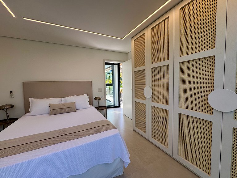 The Golf Village Resort - Riviera de São Lourenço