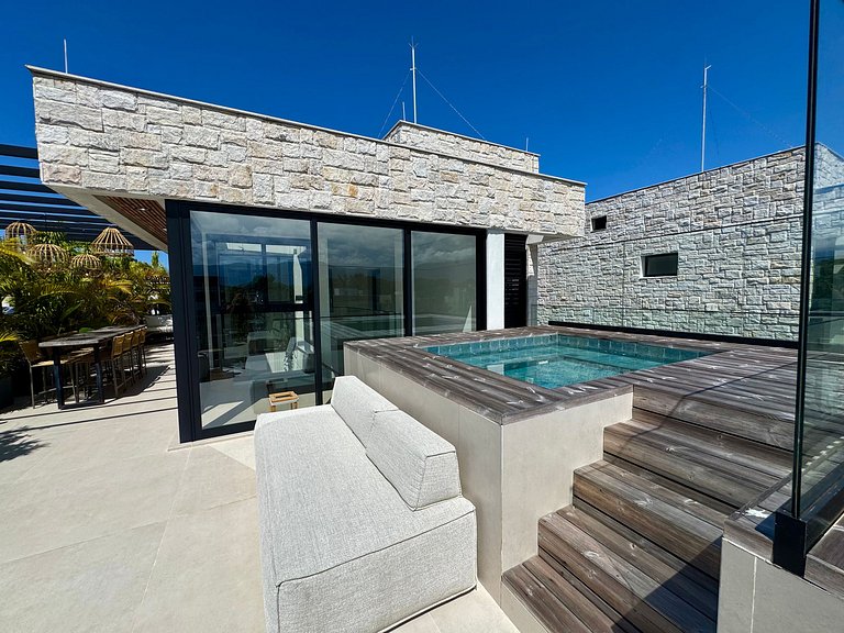 The Golf Village Resort - Riviera de São Lourenço