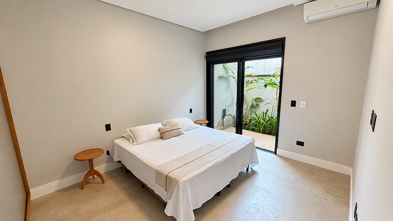 Riviera |  Belíssima casa com Enxoval Completo