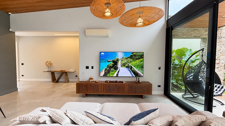 Riviera |  Belíssima casa com Enxoval Completo