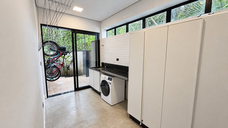 Riviera |  Belíssima casa com Enxoval Completo