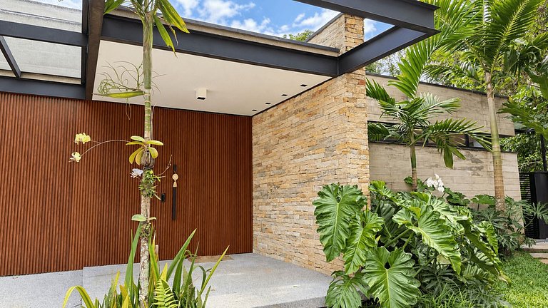 Riviera |  Belíssima casa com Enxoval Completo