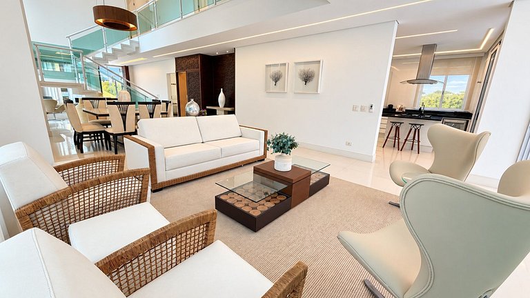 Riviera | 5 Suítes com Jacuzzi e Enxoval Completo