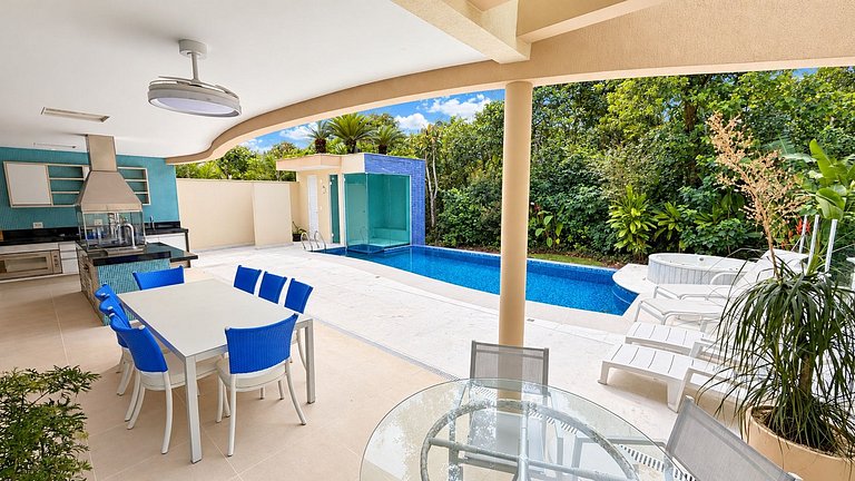 Riviera | 5 Suítes com Jacuzzi e Enxoval Completo