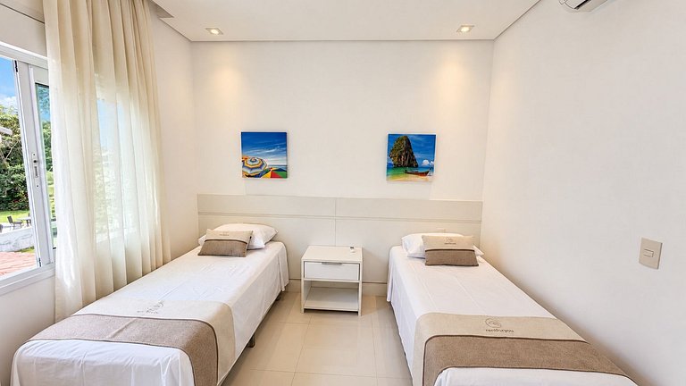 Riviera | 5 Suítes com Jacuzzi e Enxoval Completo