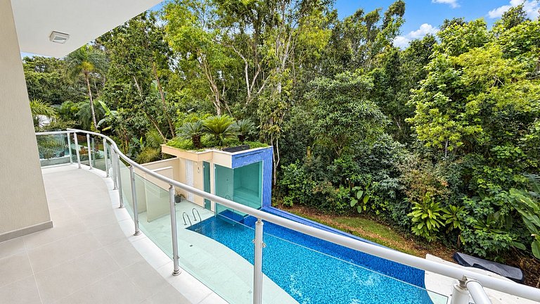 Riviera | 5 Suítes com Jacuzzi e Enxoval Completo
