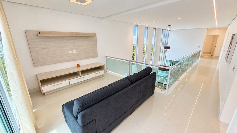Riviera | 5 Suítes com Jacuzzi e Enxoval Completo